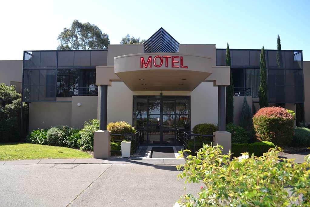 The Dingley Village