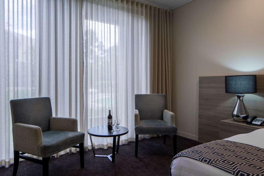 The 3* Dingley Village