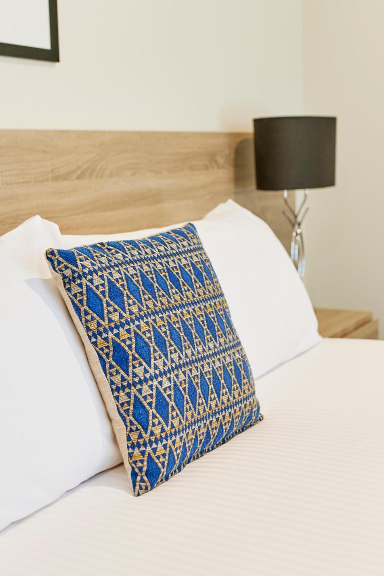 The 3* Dingley Village