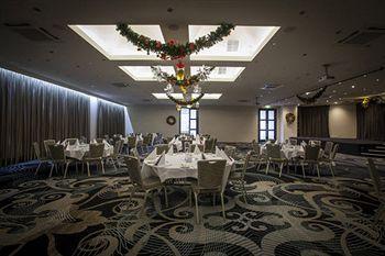 The 3* Dingley Village