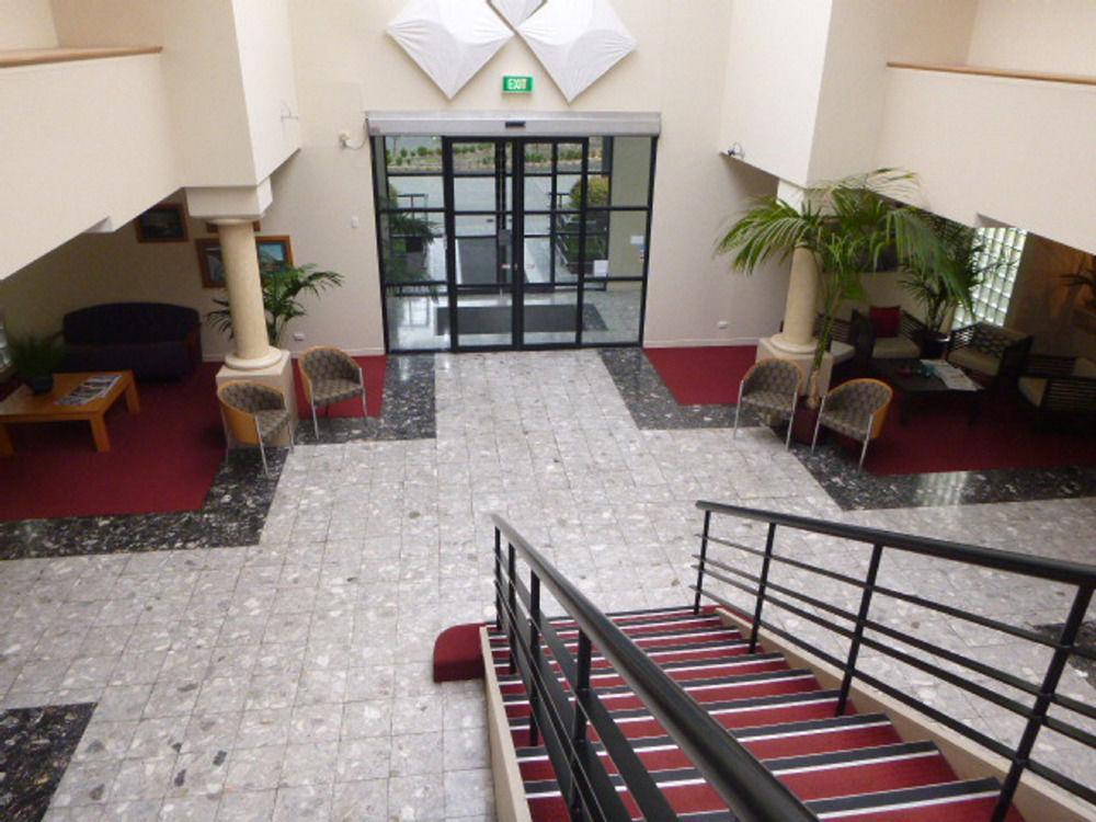 The 3* Dingley Village